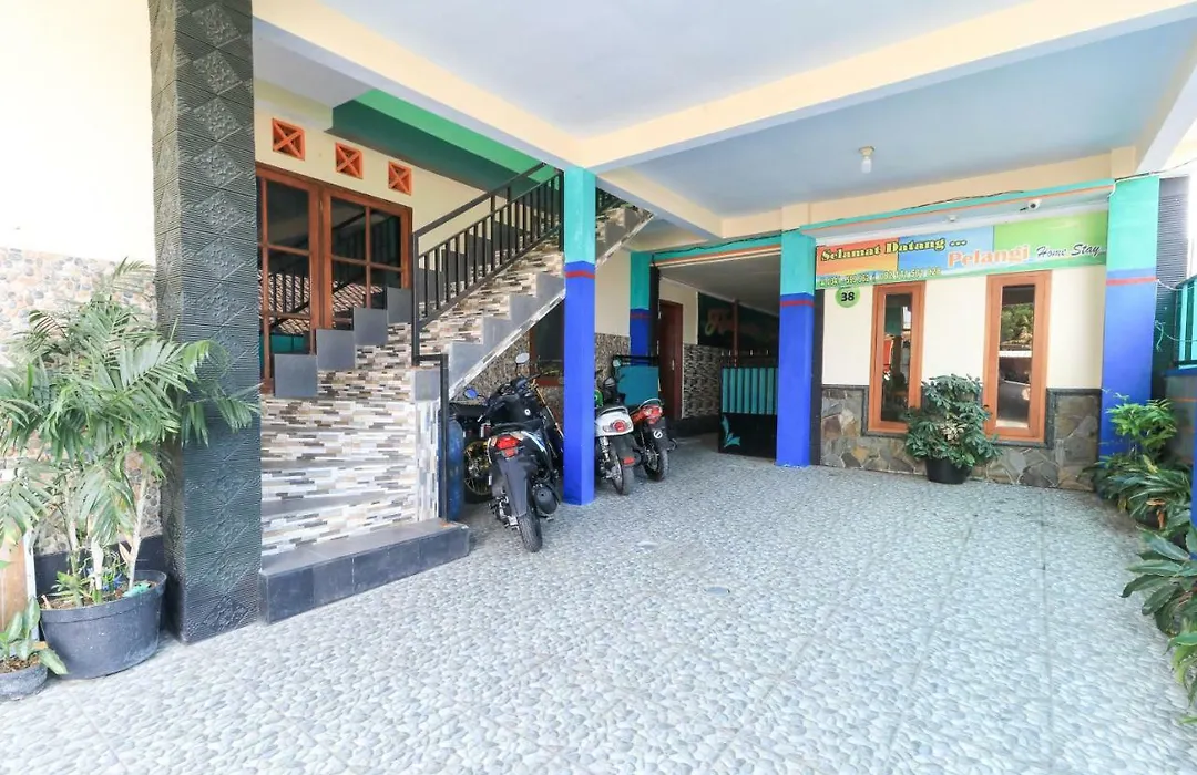 Homestay Pelangi Batu-1