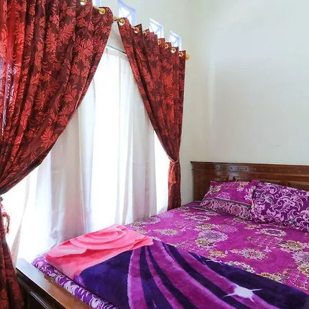 Homestay Pelangi Batu-2